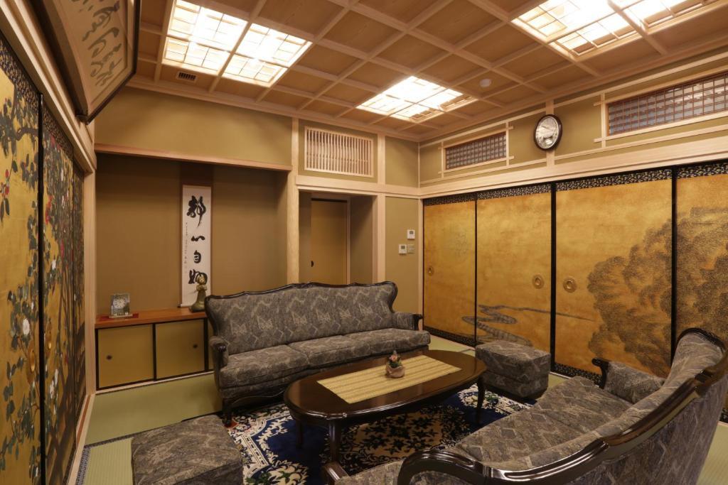 格永库佐因酒店 平群町 外观 照片